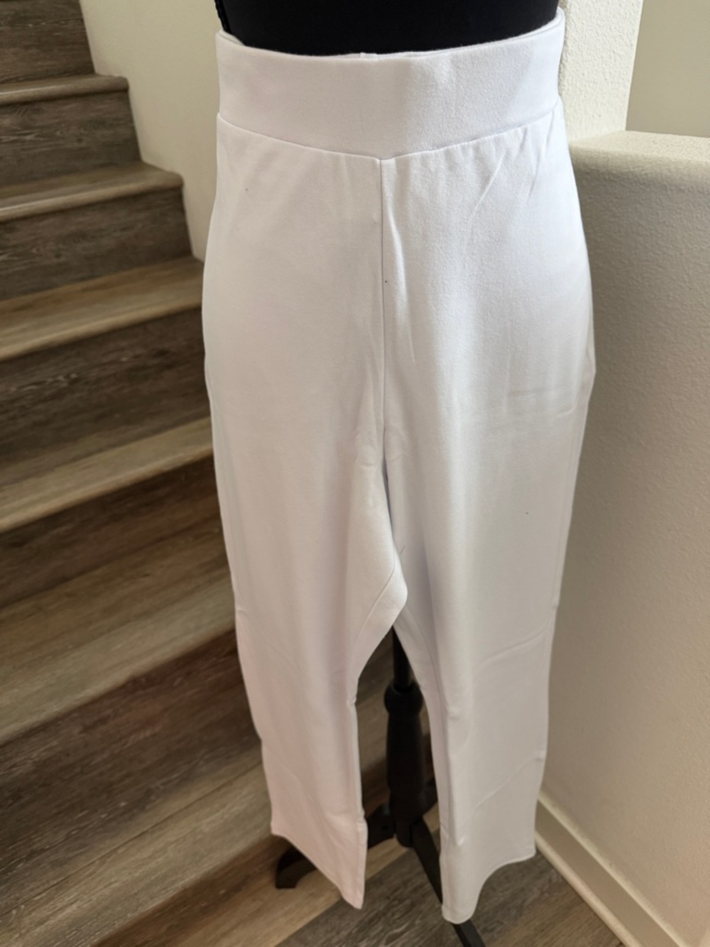 Appleseed's White High-Waist Straight Leg Pants.
